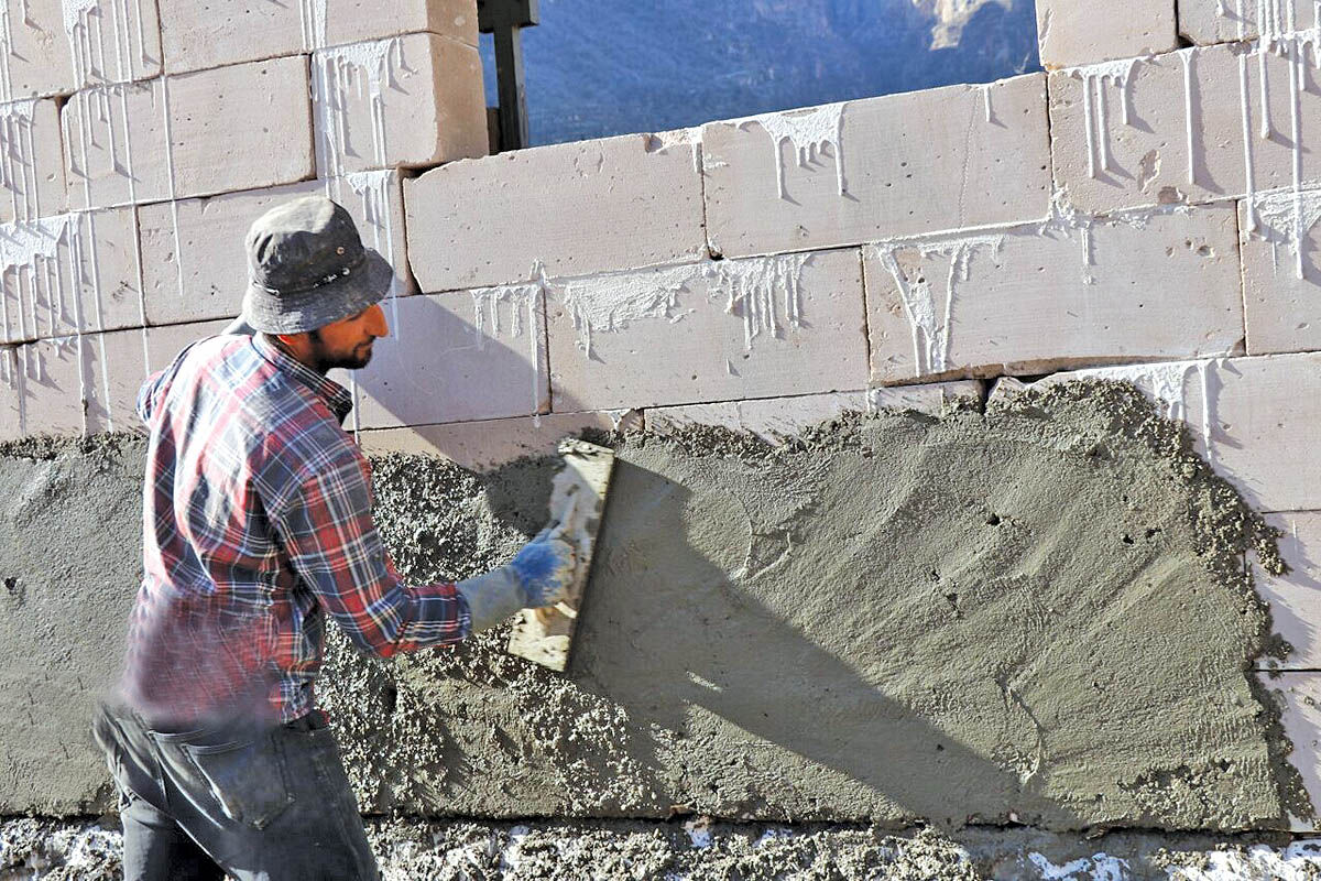 بیش از ۱۰هزار واحد مسکونی شهری و روستایی در استان اصفهان بازسازی شد