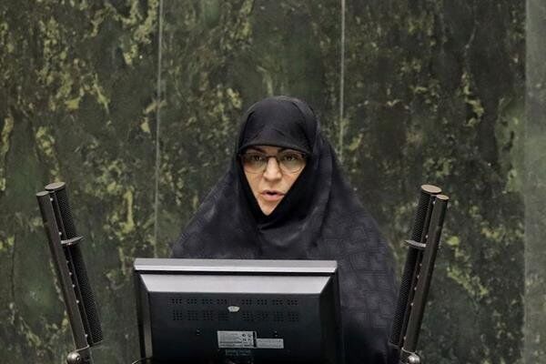 نماینده زن مجلس: کنترل و مهار تورم به نقطه مورد انتظار نرسیده است