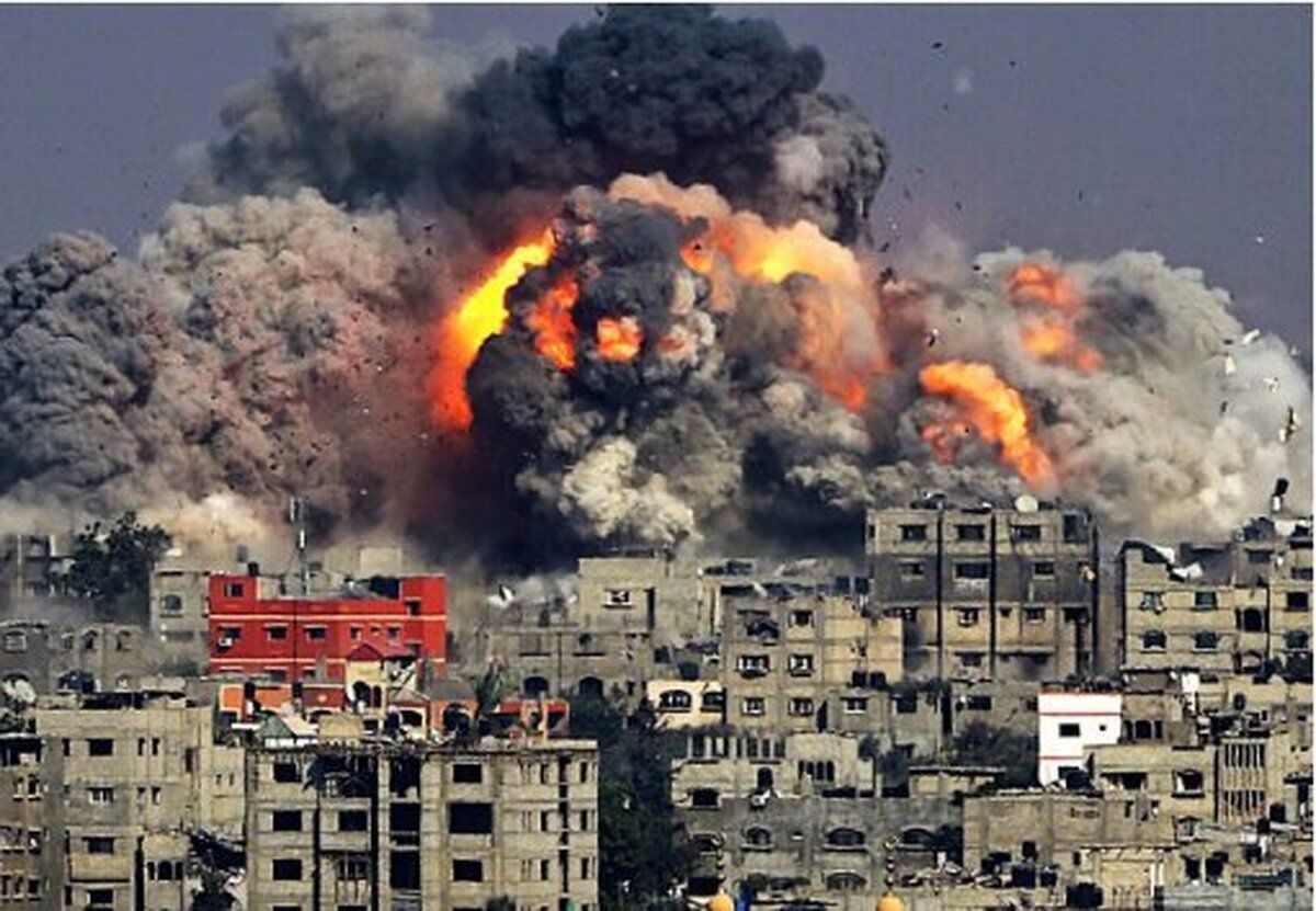 فوری/ خان یونس به آتش کشیده شد/ حمله هوایی سنگین اسرائیل به غزب غزه