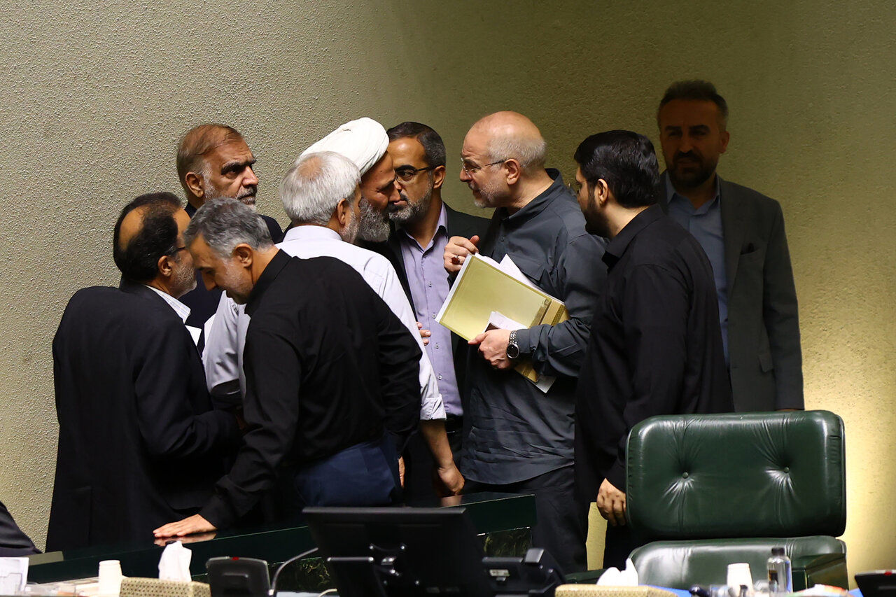 تیپ متفاوت قالیباف شکار دوربین عکاسان شد 2