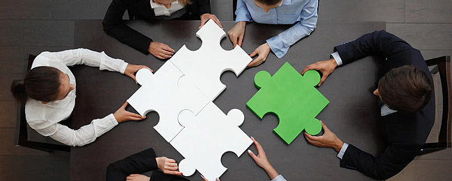 چگونه فشار ذینفعان مسیر شرکت را عوض میکند؟