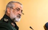 واکنش سرادر شکارچی به ادعای ضعف نظامی ایران/اگر دست ما خالی است، این خسارت‌ها را چه کسی به دشمن وارد می‌کند؟