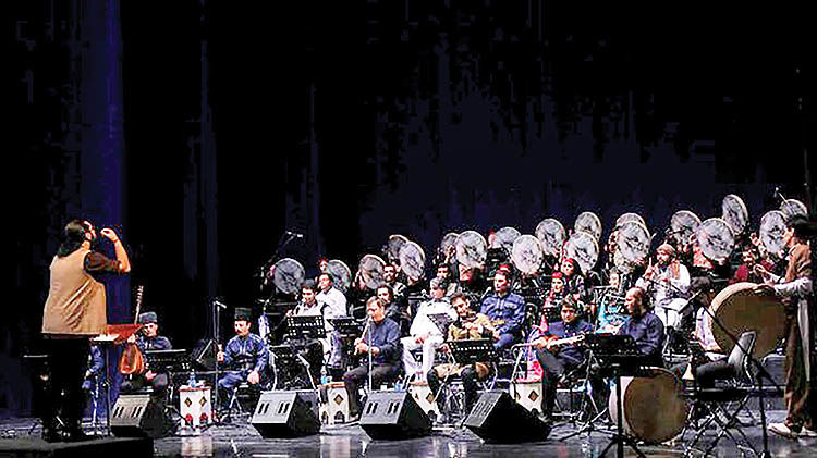 کنسرت موسیقی اقوام با ۶۰ نوازنده در تالار وحدت