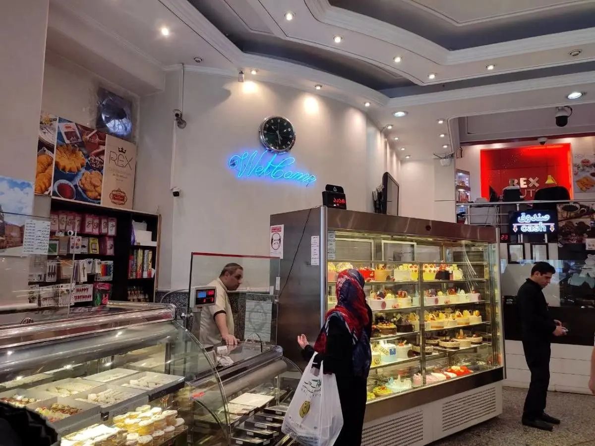 خرید شیرینی‌های شب یلدا به کمتر از یک کیلو رسید