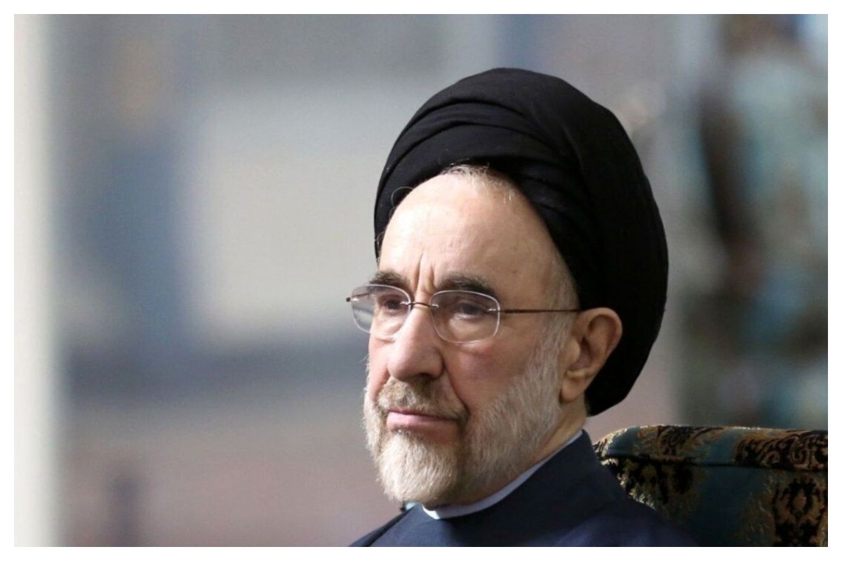 ادای احترام کرباسچی به سید محمد خاتمی در یک مراسم / مهدی هاشمی هم بود + تصاویر