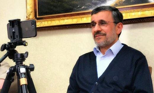 احمدی‌نژاد: مردم بازیچه دست سیاستمداران فاسد شده‌اند