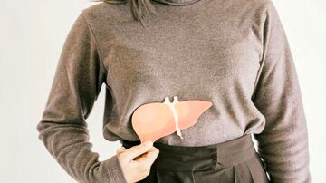 چند باور غلط درباره درمان کبد چرب/ آبغوره باعث از بین رفتن کبد چرب می شود؟