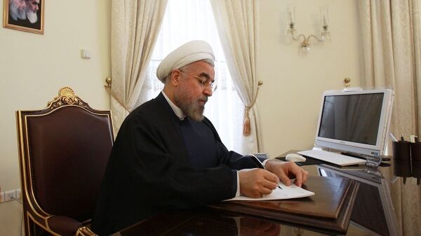 قدردانی روحانی ازدست اندرکاران طرح انتقال آب خلیج فارس ودریای عمان