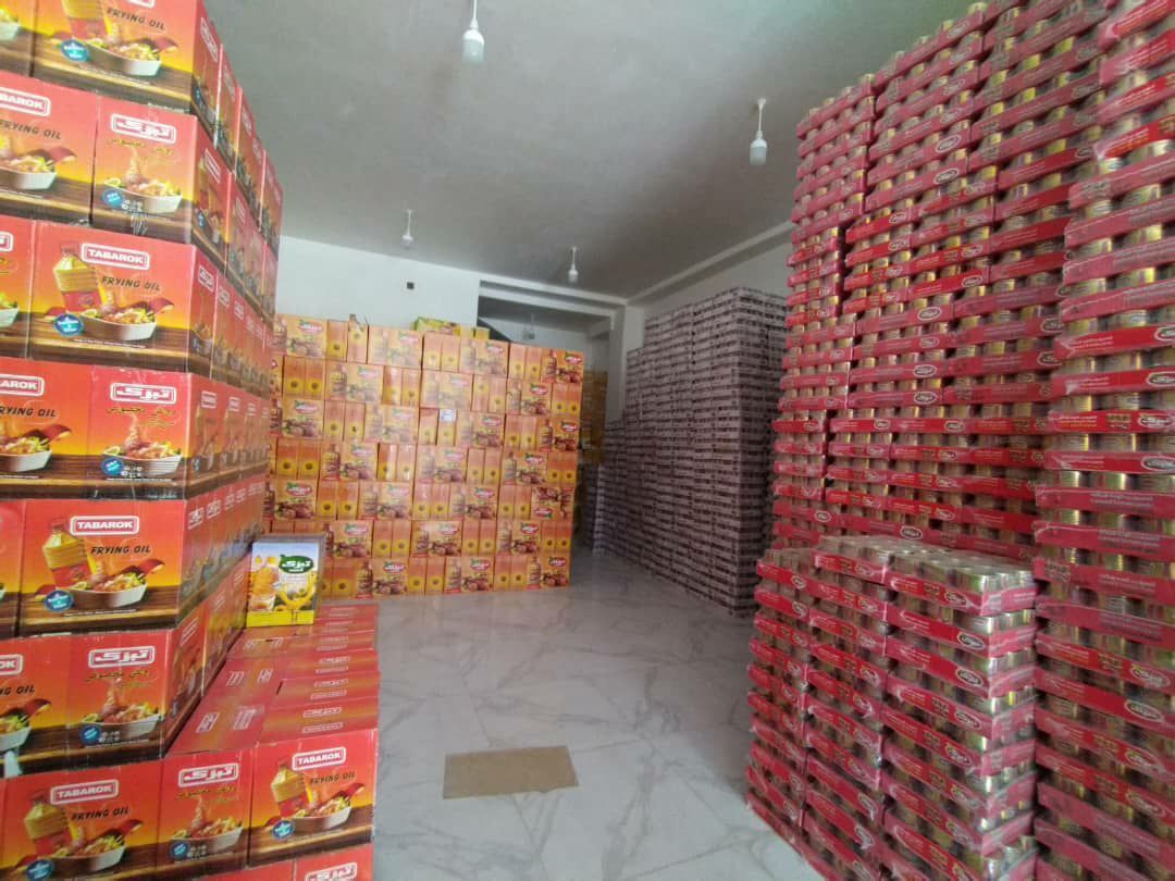 کشف انبار احتکار کالای قاچاق توسط سپاه
