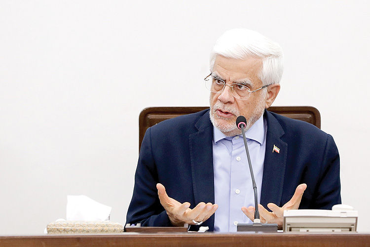 روایت عارف از نابسامانی بازار دارو