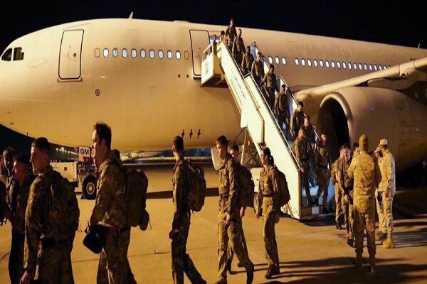 نظامیان انگلیسی وارد کویت شدند