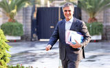 مانور پولی مقابل ماشه