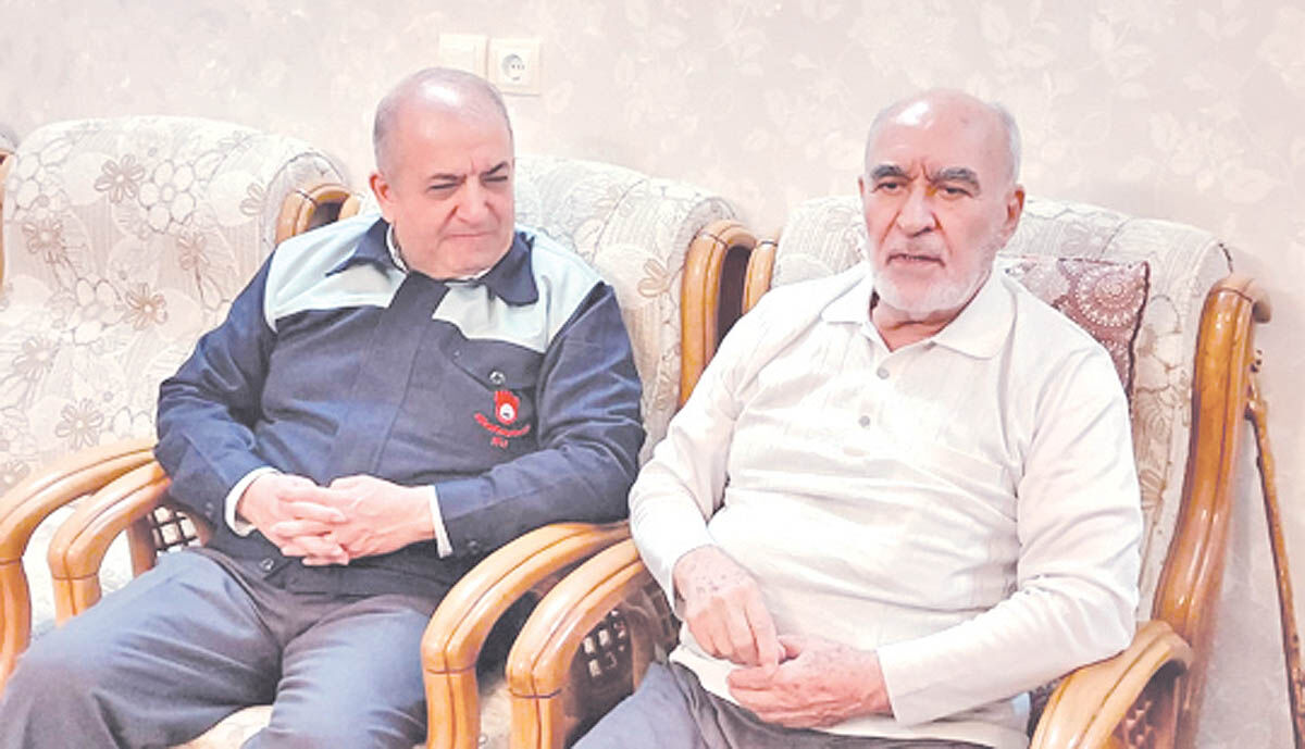  دیدار مدیرعامل با پیشکسوت ذوب آهنی