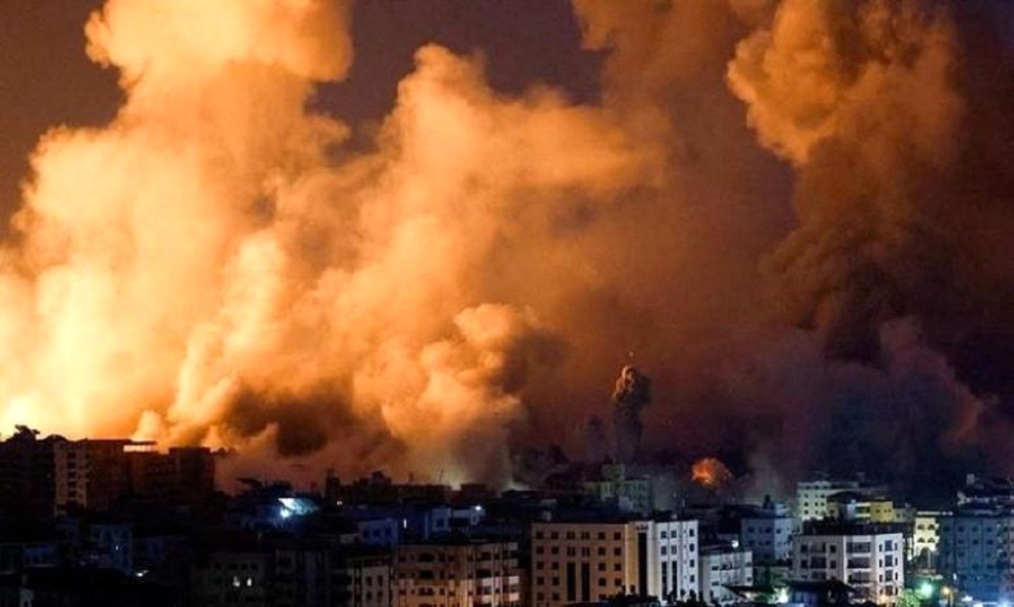 افزایش شمار شهدای غزه به ۸ هزار نفر/ بمب‌های فسفری اسرائیل بر سر مردم فلسطین