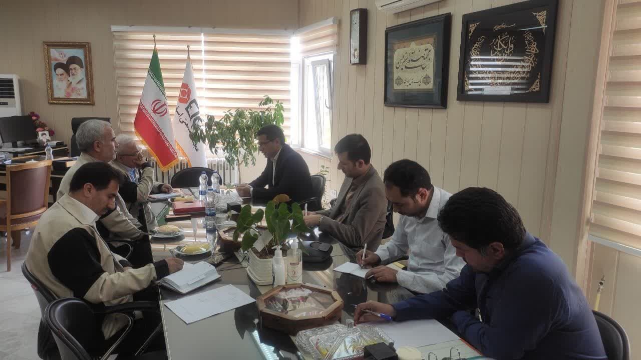 دیدار و گفتگوی ریاست مجتمع آموزش عالی فنی و مهندسی اسفراین با مدیر عامل مجتمع صنعتی اسفراین