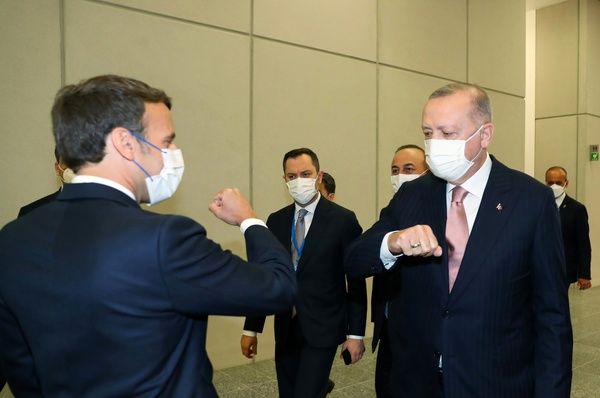 دیدار مکرون و اردوغان در حاشیه نشست ناتو