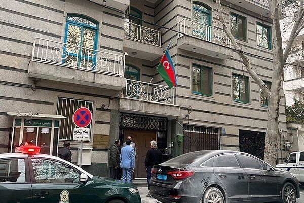 نقش یک پیامک مشکوک در حمله به سفارت آذربایجان 