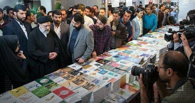 بازدید رییس‌جمهور از نمایشگاه کتاب تهران