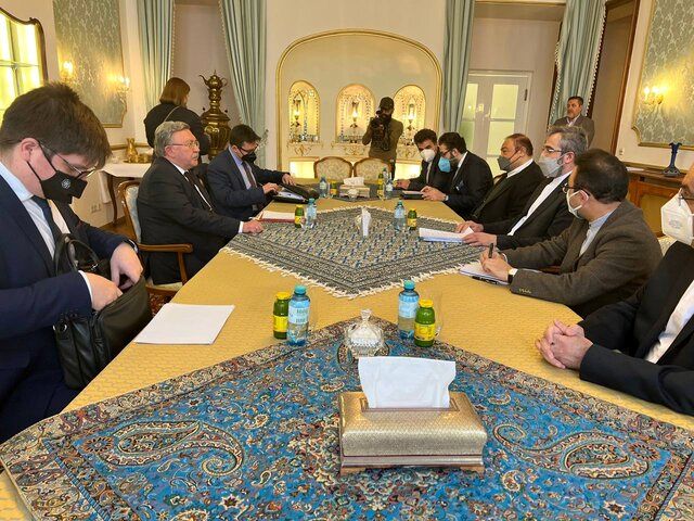 جلسه هیأت‌های ایران و روسیه در وین برگزار شد