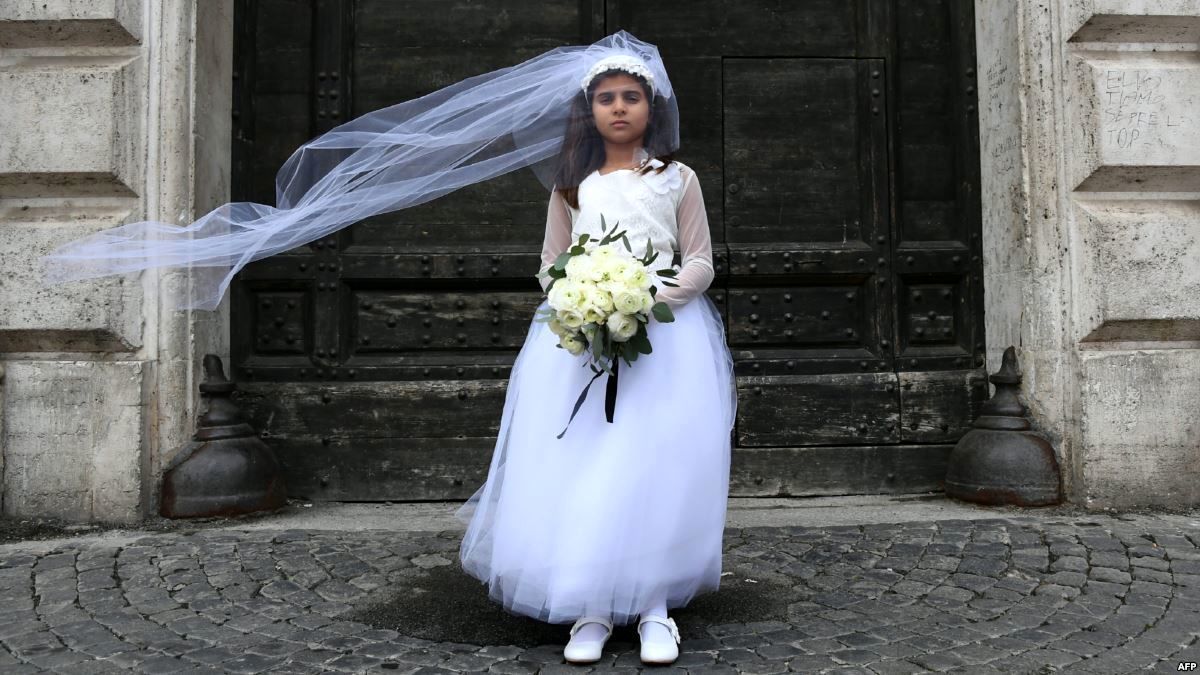 آمار وحشتناک ازدواج دختران کم سن و سال در ایران