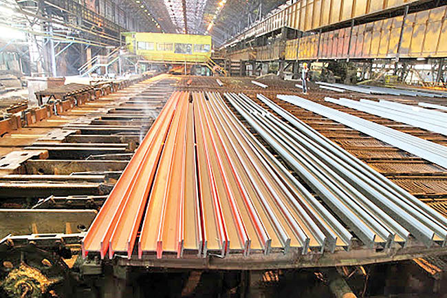 افزایش سبد محصولات صنعتی ذوب‌آهن