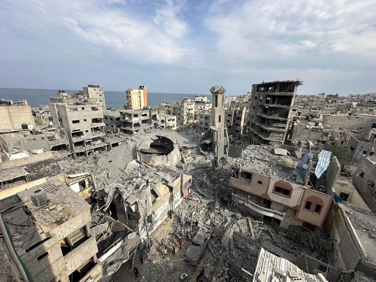 تخریب نیمی از واحدهای مسکونی در غزه/ رد بمبهای فسفری اسرائیل روی اجساد شهدا ومجروحان