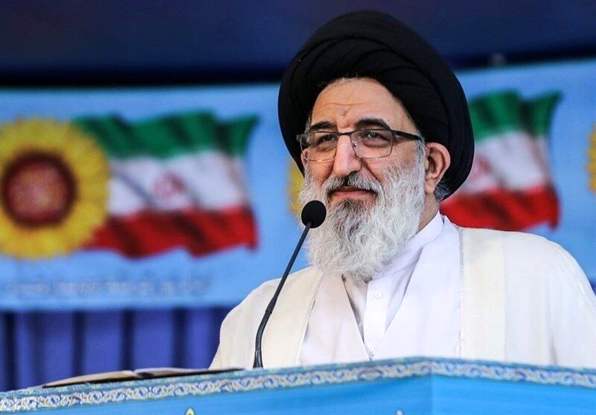 امام جمعه کرج دولت روحانی را متهم کرد