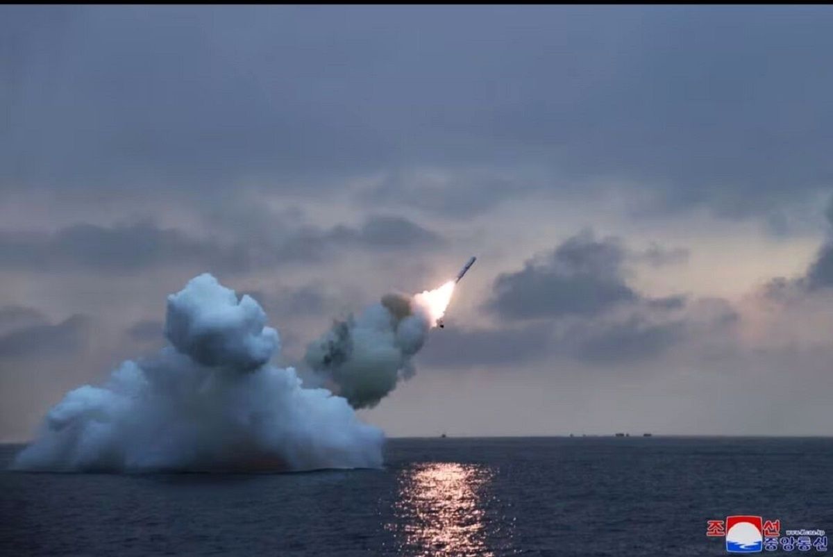  قدرت نمایی کره شمالی ؛ پیونگ یانگ موشک کروز زیردریایی را شلیک کرد 