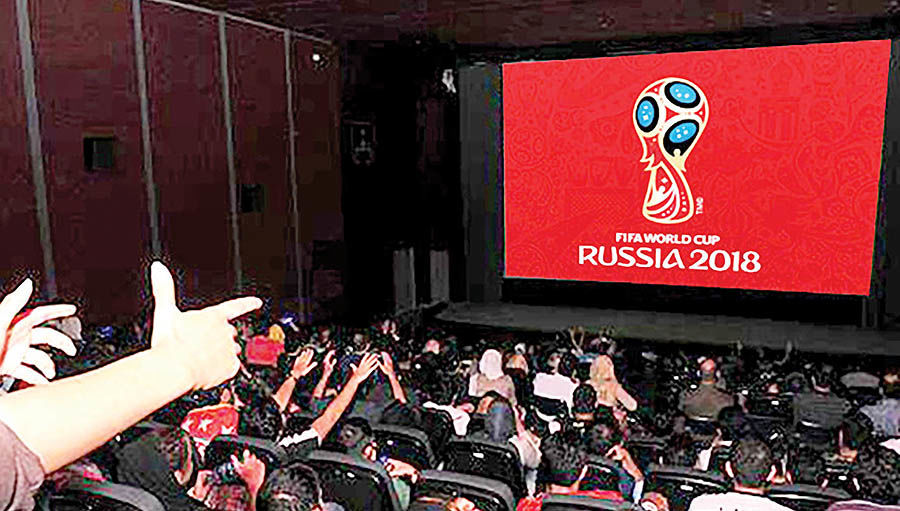 فروش ۴۰۰ میلیونی سینما در بازی ایران- مراکش