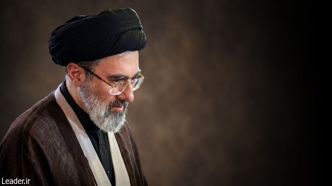 حضرت آیت‌الله خامنه‌ای در پیامی به سی‌ و سومین اجلاس سراسری نماز: نهادینه و فراگیر شدن نماز، لازمه رسیدن به جامعه اسلامی