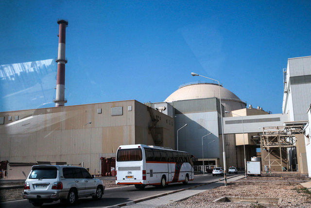 بازدید اعضای کمیسیون انرژی مجلس از نیروگاه اتمی بوشهر
