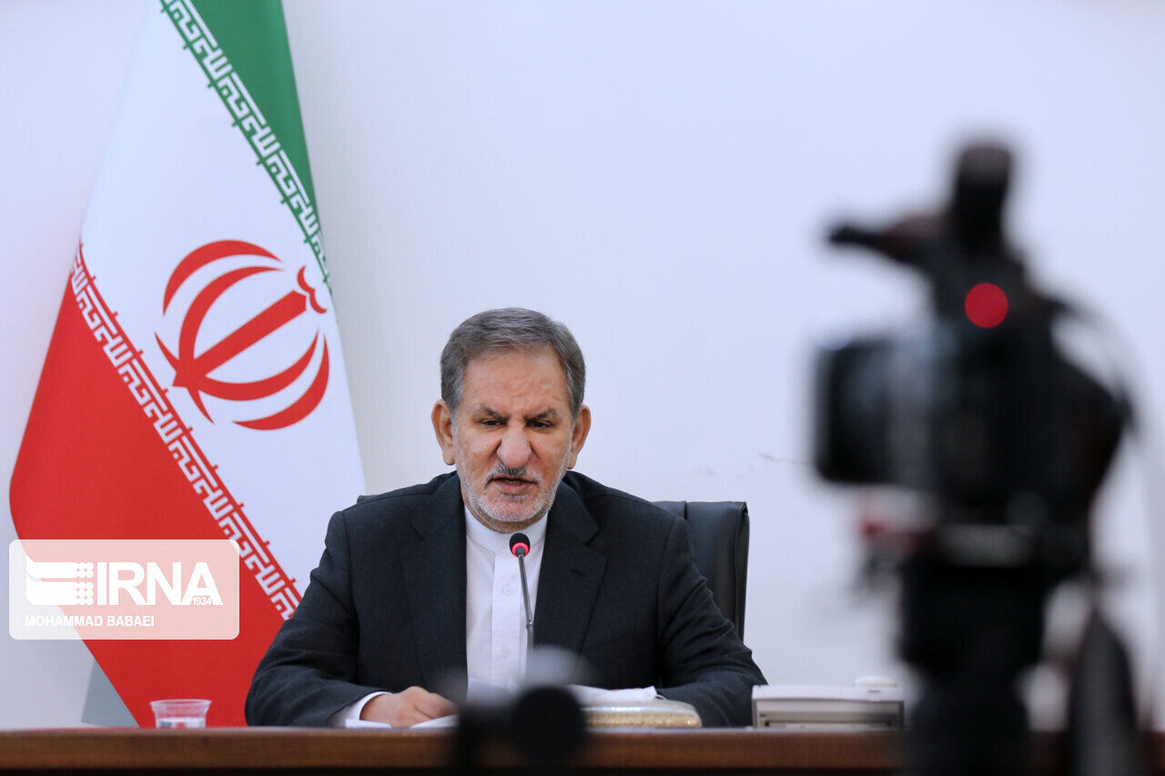 جهانگیری: با گرانفروشی باید برخورد شود