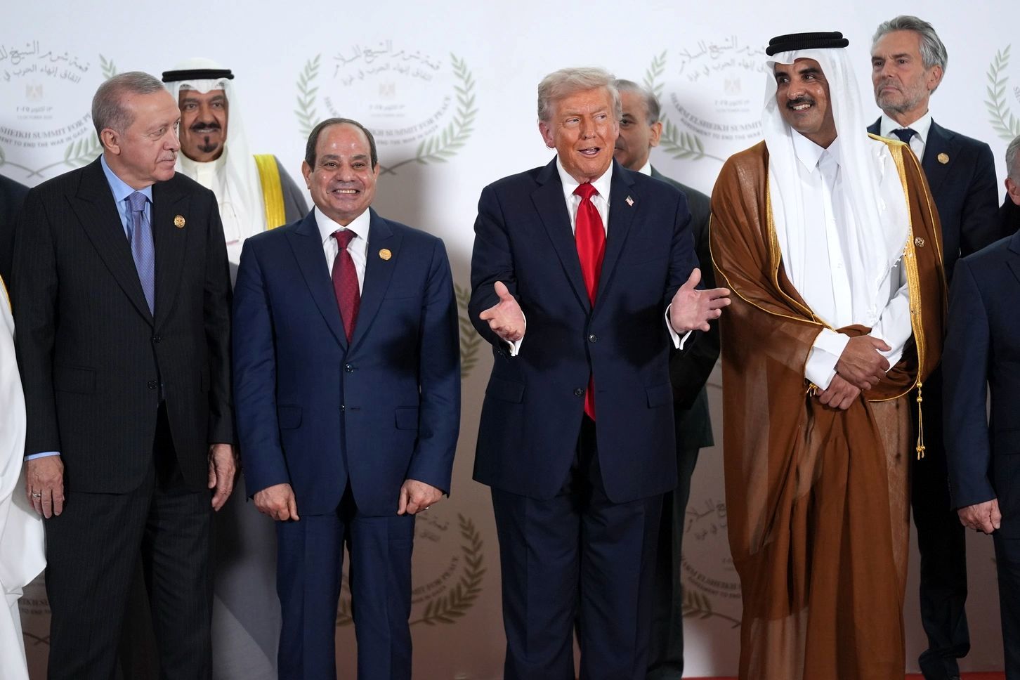 منتظر اتفاقات ناگهانی باشیم/ آیا ترامپ؛ بازیگری تعین کننده است؟ 