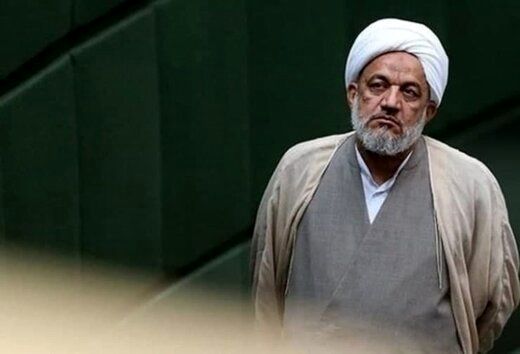 آقاتهرانی: بزرگ‌ترین ضربه‌ها را از خودمان خورده‌ایم / وقتی مردم بدون دقت، افراد را برای مجلس، ریاست جمهوری انتخاب می‌کنند، همین می‌شود