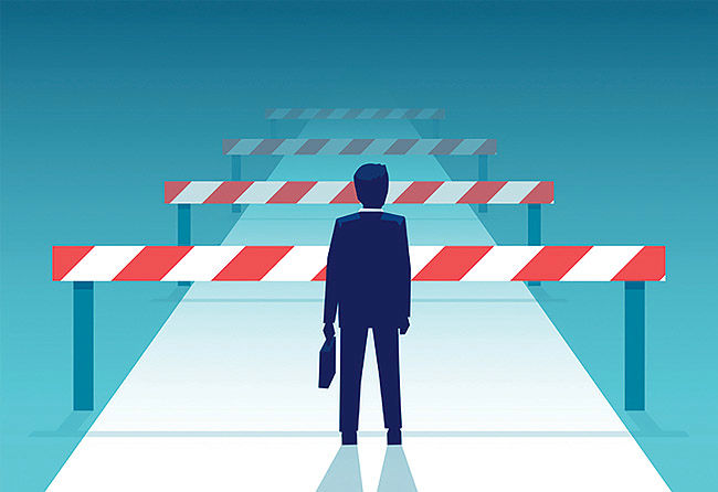 کارآفرینی و عبور از میدان مین