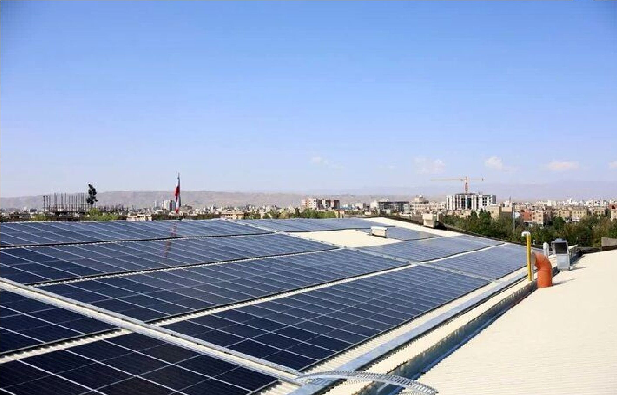 بزرگ‌ترین نیروگاه خورشیدی شهرداری پایتخت به بهره‌برداری رسید