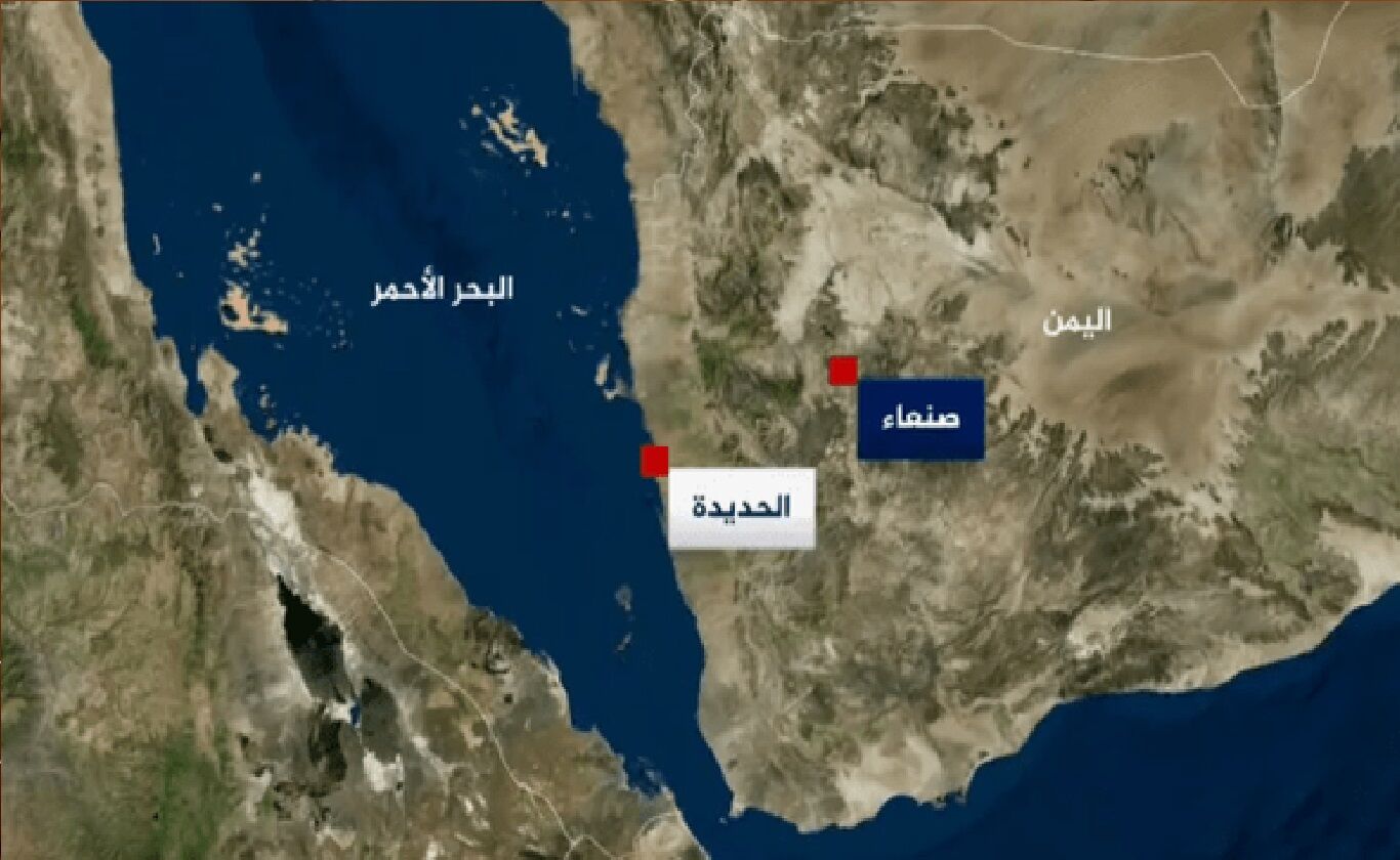 لحظه حملات عربستان به مخازن نفت صنعا و بندر الحدیده +فیلم