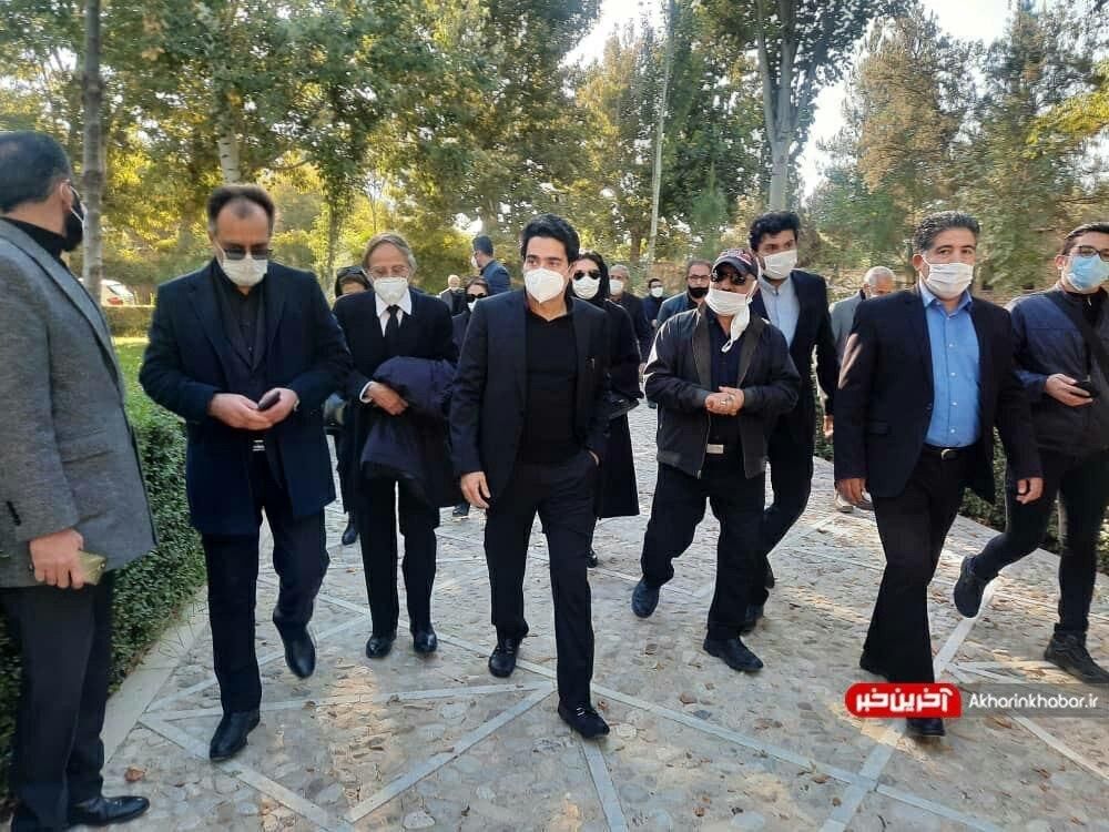 خانواده استاد شجریان به جمع دوستداران او پیوستند