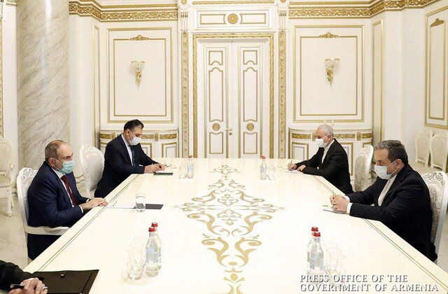 عراقچی با نخست‌وزیر ارمنستان دیدار کرد