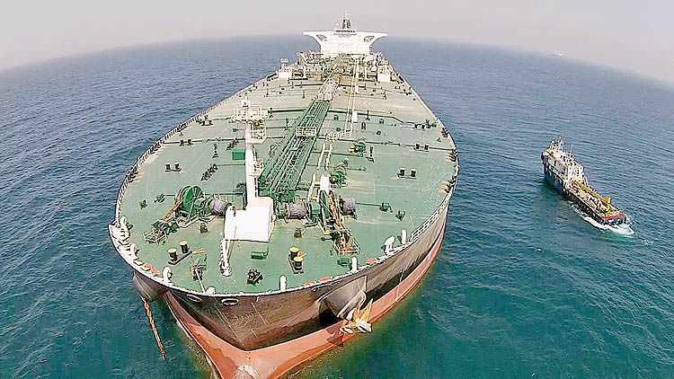 آخرین گمانه‌زنی‌ها از صادرات نفت ایران