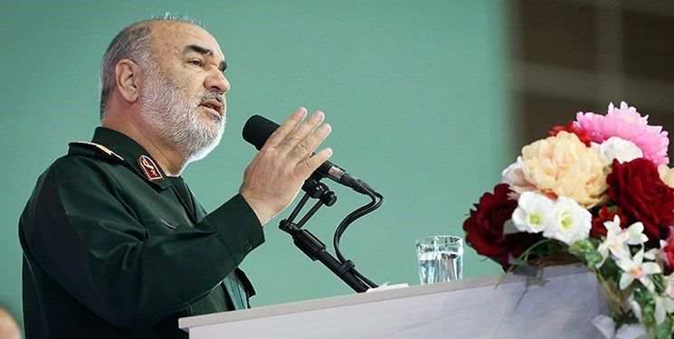 سرلشکر سلامی: برای اولین بار هزاران موشک به سمت تل‌آویو شلیک شد