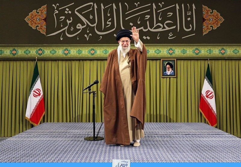 بازدید رهبر انقلاب از نمایشگاه توانمندی‌های تولید داخل