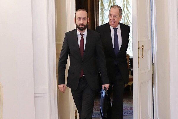 وزرای خارجه روسیه و ارمنستان دیدار کردند
