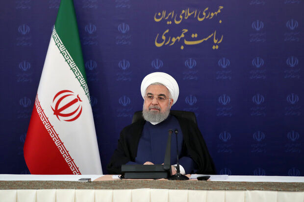 روحانی: در مذاکرات هیچ نظری به انتخابات نداریم/ برخی خود را سوپرانقلابی می دانند اما به دولت فحش می‌دهند