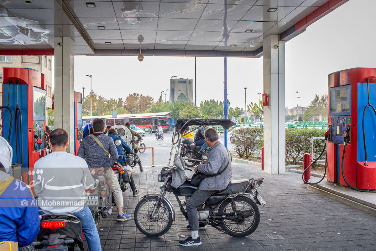 مقایسه بنزین‌سوزی خودروهای داخلی و خارجی/ افزایش قیمت سوخت تنها کافی نیست