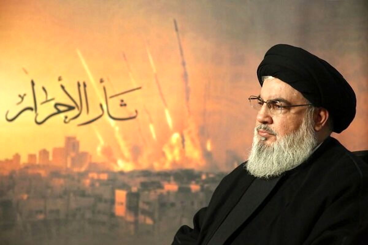 تصاویری از خانواده سید حسن نصرالله در مراسم بزرگداشت شهدای خدمت در حضور رهبر انقلاب