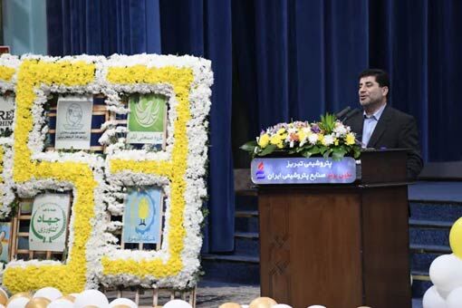 ۹.۶ درصد تخم مرغ کشور در آذربایجان شرقی تولید می شود