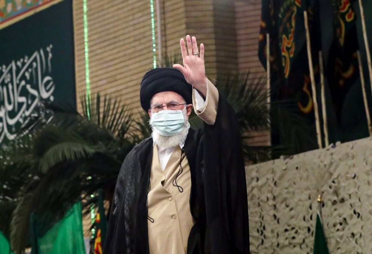 تصویری از کارگردان معروف در کنار محسن رضایی