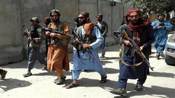جنجال تازه طالبان؛ ادوات موسیقی به آتش کشیده شد + عکس