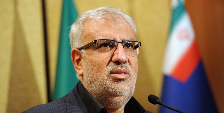 خبر وزیر نفت از آغاز صادرات فرآورده‌های نفتی از دو هفته آینده